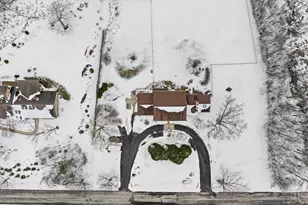 2626 W Ranch Rd, Mequon, WI 53092 - Photo 31