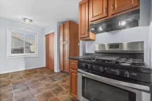 2858 S 53rd St, Milwaukee, WI 53219 - Photo 7