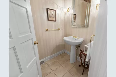 12434 N Golf Dr, Mequon, WI 53092 - Photo 19