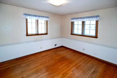 2629 S 94th St, West Allis, WI 53227 - Photo 29