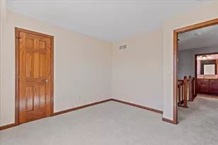 1711 Cloverview St, West Bend, WI 53095 - Photo 33