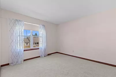 1711  Cloverview St, West Bend, WI 53095 - Photo 27