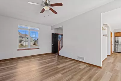 1711  Cloverview St, West Bend, WI 53095 - Photo 5