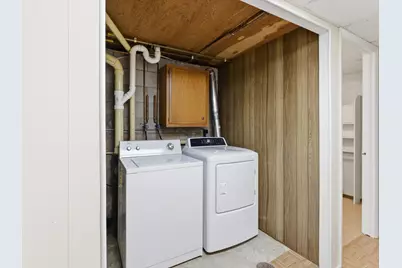 330  Kennedy St, Valders, WI 54245 - Photo 17