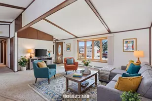 330 Kennedy St, Valders, WI 54245 - Photo 3