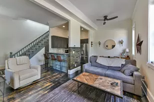 2150 N Palmer St, Milwaukee, WI 53212 - Photo 3