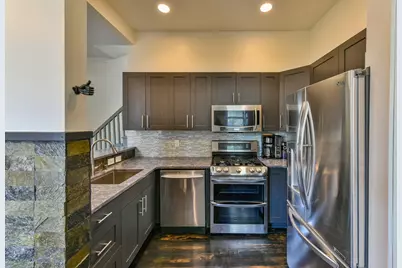 2150 N Palmer St #2, Milwaukee, WI 53212 - Photo 5