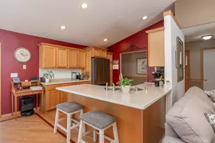 N29W22090 Kathryn Ct, Pewaukee, WI 53186 - Photo 13