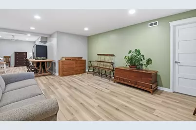 N29W22090  Kathryn Ct, Pewaukee, WI 53186 - Photo 31