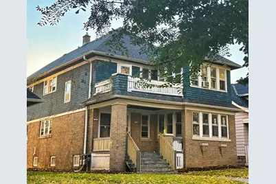 2748 N 44th St #2750, Milwaukee, WI 53210 - Photo 3