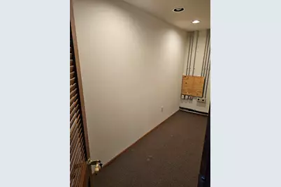 1925 N Rapids Rd, Manitowoc, WI 54220 - Photo 21