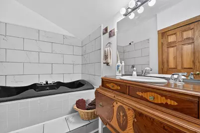 2024 W Grays Ln, Oak Creek, WI 53154 - Photo 15