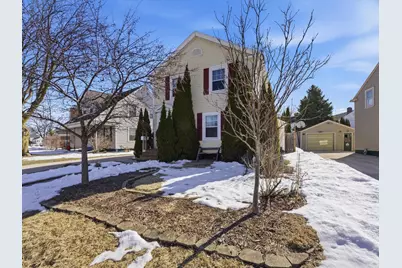 519  Riverview Dr, Manitowoc, WI 54220 - Photo 3