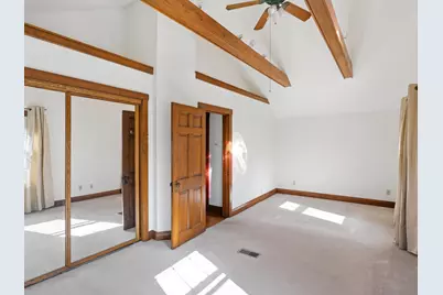 519  Riverview Dr, Manitowoc, WI 54220 - Photo 21