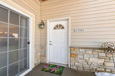 21790 N Weather Edge Cir #C, Lannon, WI 53046 - Photo 3