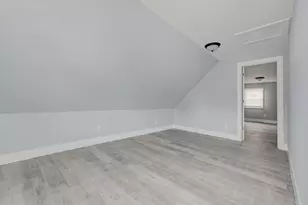 712 S 37th St., Milwaukee, WI 53215 - Photo 9