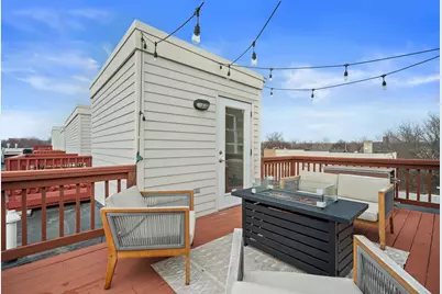 220 E Reservoir Ave, Milwaukee, WI 53212 - Photo 27