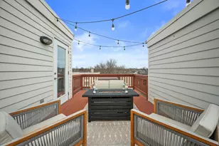 220 E Reservoir Ave, Milwaukee, WI 53212 - Photo 29