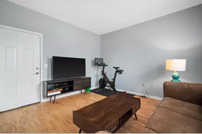 220 E Reservoir Ave, Milwaukee, WI 53212 - Photo 25