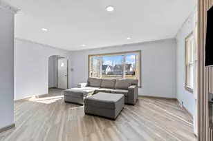 3739 N 58th Blvd, Milwaukee, WI 53216 - Photo 3