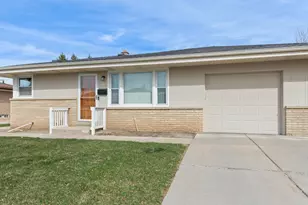 4858 S 26th St, Milwaukee, WI 53221 - Photo 41