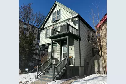 2241  N Summit Ave #2243, Milwaukee, WI 53202 - Photo 1