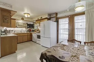 5302 Athens Ave, Racine, WI 53406 - Photo 11