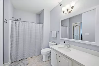 4120 S Lake Dr #458, Saint Francis, WI 53235 - Photo 17