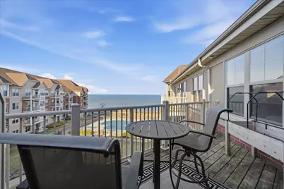 4120 S Lake Dr #458, Saint Francis, WI 53235 - Photo 25