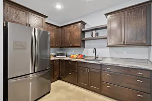 920 Geneva St, Lake Geneva, WI 53147 - Photo 21