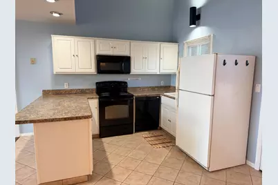 536 N Cogswell Dr #6, Salem Lakes, WI 53170 - Photo 5