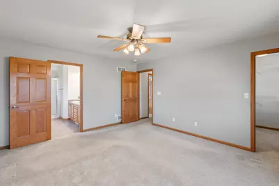 810  Black Squirrel Ct, Richfield, WI 53033 - Photo 19