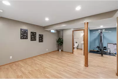 810  Black Squirrel Ct, Richfield, WI 53033 - Photo 33