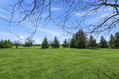 810  Black Squirrel Ct, Richfield, WI 53033 - Photo 47