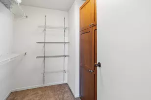 1660 N Prospect Ave, Milwaukee, WI 53202 - Photo 23