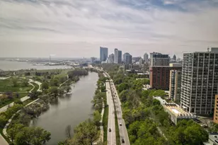 1660 N Prospect Ave, Milwaukee, WI 53202 - Photo 1