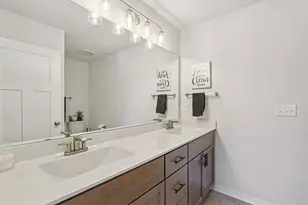 532 Wild Oak Rd, Hartland, WI 53029 - Photo 21