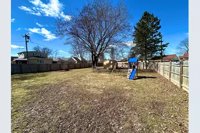 1521  Stark St, Kewaskum, WI 53040 - Photo 11