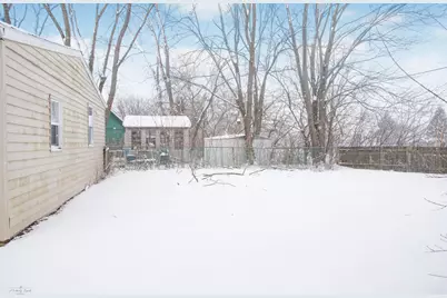 12430  Timber Ridge Dr, Pleasant Prairie, WI 53158 - Photo 15