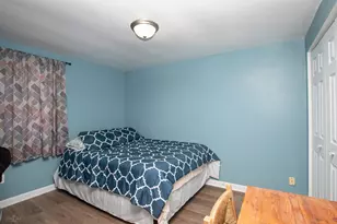 12430 Timber Ridge Dr, Pleasant Prairie, WI 53158 - Photo 9