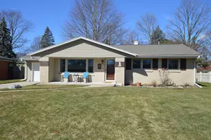 500 Parkway Dr, South Milwaukee, WI 53172 - Photo 19