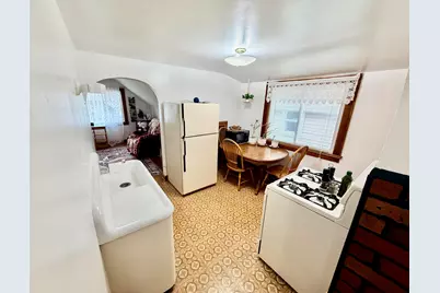 2239 S 73rd St, West Allis, WI 53219 - Photo 15