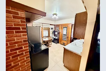 2239 S 73rd St, West Allis, WI 53219 - Photo 21