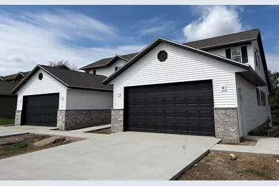 1334  Legion Cir, West Bend, WI 53090 - Photo 13