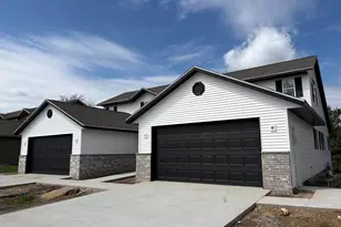 1334 Legion Cir, West Bend, WI 53090 - Photo 13