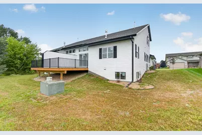 1334  Legion Cir, West Bend, WI 53090 - Photo 17