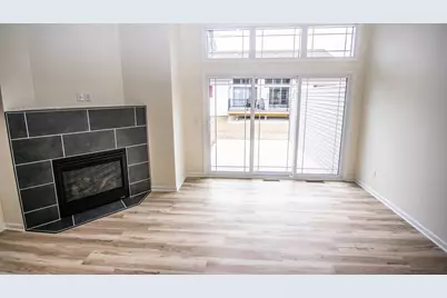 1336  Legion Cir, West Bend, WI 53090 - Photo 3