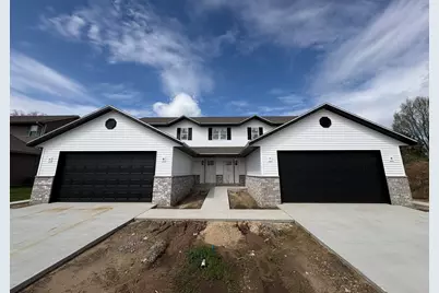 1336  Legion Cir, West Bend, WI 53090 - Photo 13