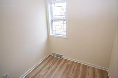 1336  Legion Cir, West Bend, WI 53090 - Photo 11