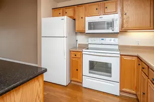 N16W26587 E Fieldhack Dr, Pewaukee, WI 53072 - Photo 15